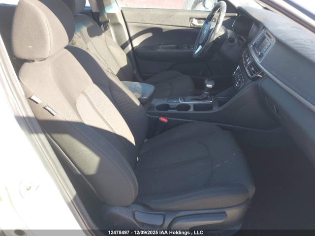 5XXGT4L38JG266739 KIA OPTIMA LX/S