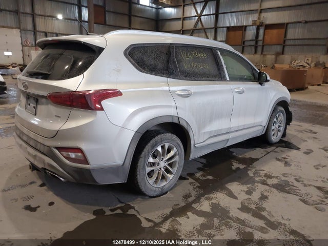 Hyundai Santa Fe Essential 2019 5NMS2CAD4KH008272 Image 4