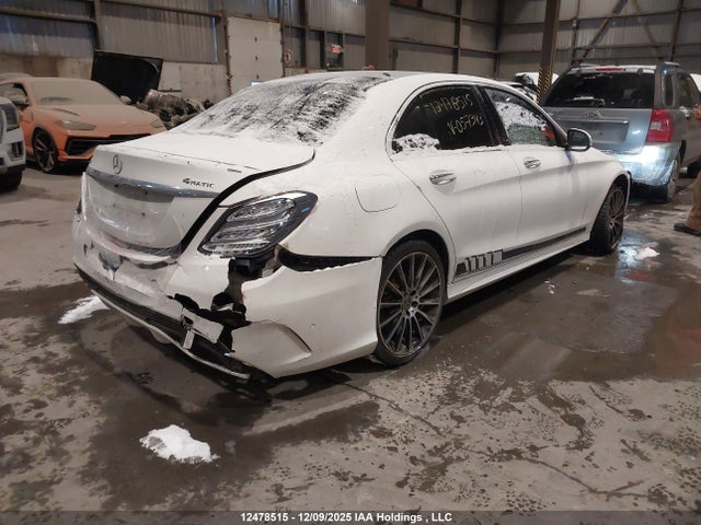 55SWF6GB0FU057343 Mercedes-Benz C 400 4matic