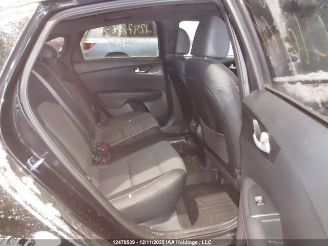 KNAF45A78M5104636 KIA Forte5 Gt/gt Limited