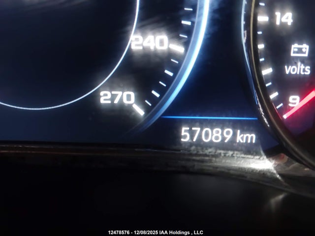 GMC Acadia At4 2023 1GKKNLLS8PZ215760 Image 15
