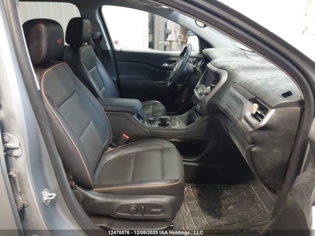 GMC Acadia At4 2023 1GKKNLLS8PZ215760 Image 5