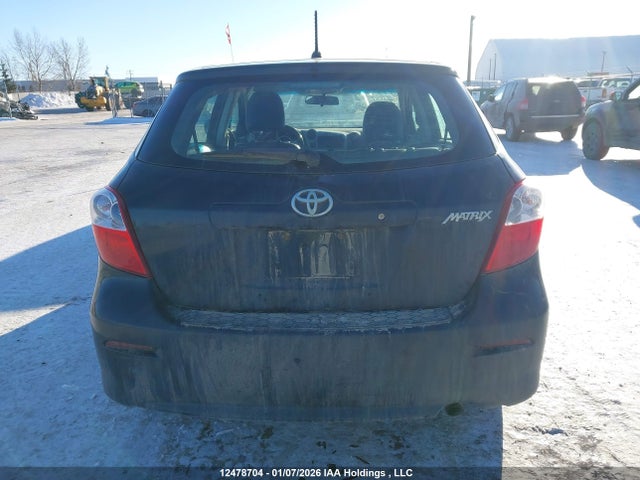 2T1KU4EE8EC129920 Toyota Matrix S