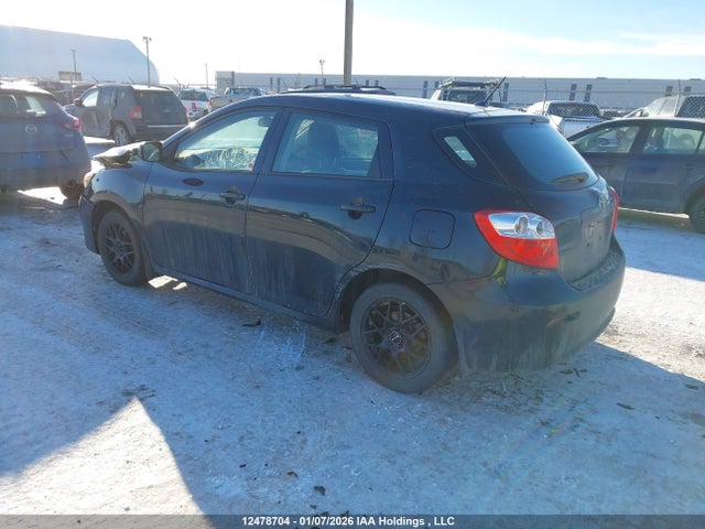 2T1KU4EE8EC129920 Toyota Matrix S