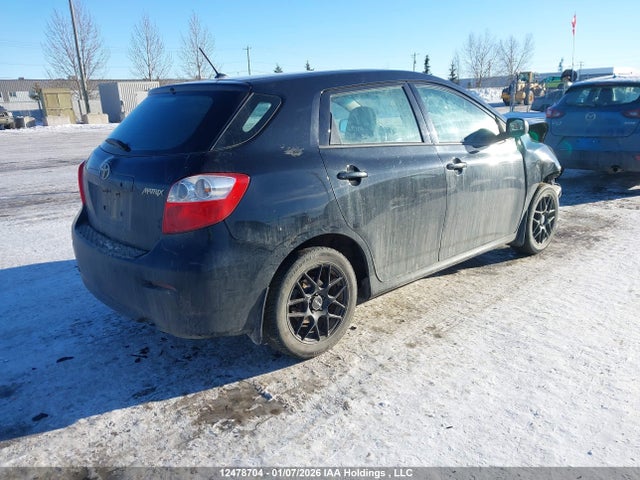 2T1KU4EE8EC129920 Toyota Matrix S