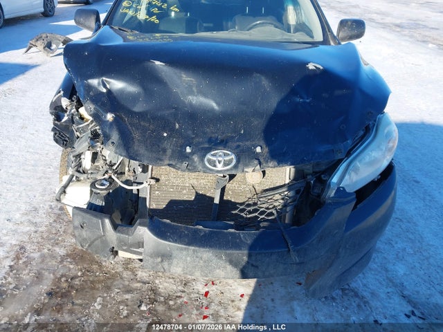 2T1KU4EE8EC129920 Toyota Matrix S