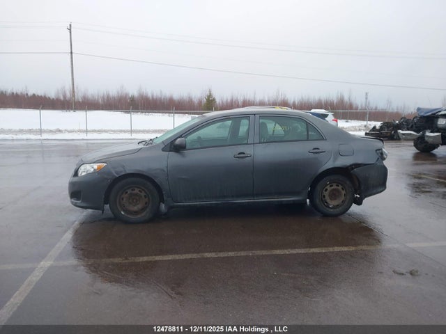 2010 Toyota Corolla Ce მანქანა იყიდება აუქციონზე, vin: 2T1BU4EE3AC370634, აუქციონის ნომერი: 12478811