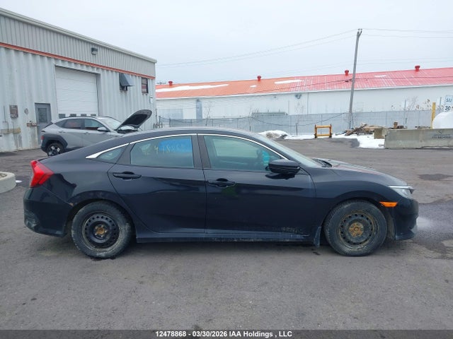Продажа на аукционе авто 2018 Honda Civic, vin: 2HGFC2F58JH018759, номер лота: 12478868