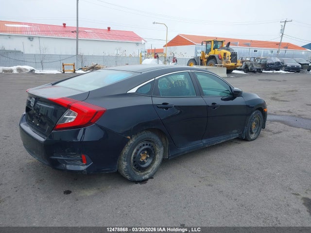 Продажа на аукционе авто 2018 Honda Civic, vin: 2HGFC2F58JH018759, номер лота: 12478868