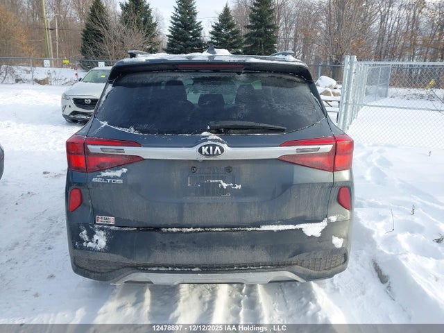 KNDEP2AA1M7224122 KIA Seltos