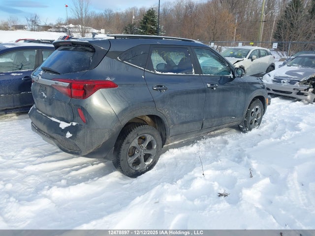 KNDEP2AA1M7224122 KIA Seltos