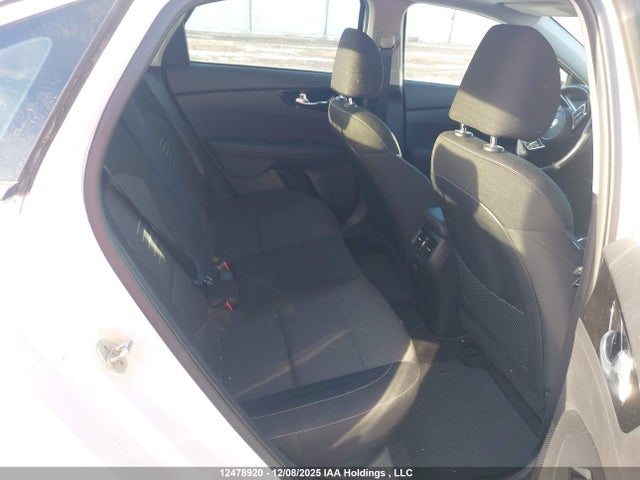 3KPF54AD6ME315659 KIA Forte Ex/ex Premium/ex+