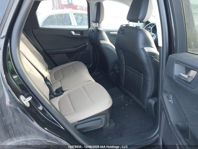 Продажа на аукционе авто 2022 Ford Escape Hybrid, vin: 1FMCU9CZ7NUA76908, номер лота: 12478938