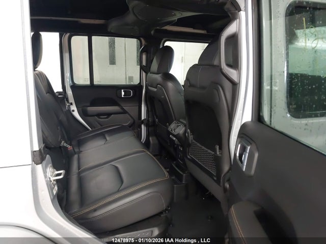 Jeep Wrangler Sahara 4xe 2024 1C4RJXP64RW132406 Image 8