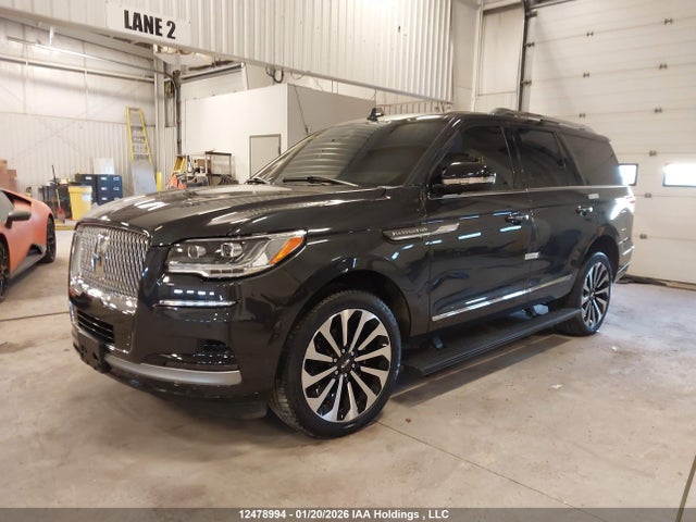 5LMJJ2LG2REL22041 Lincoln Navigator Reserve