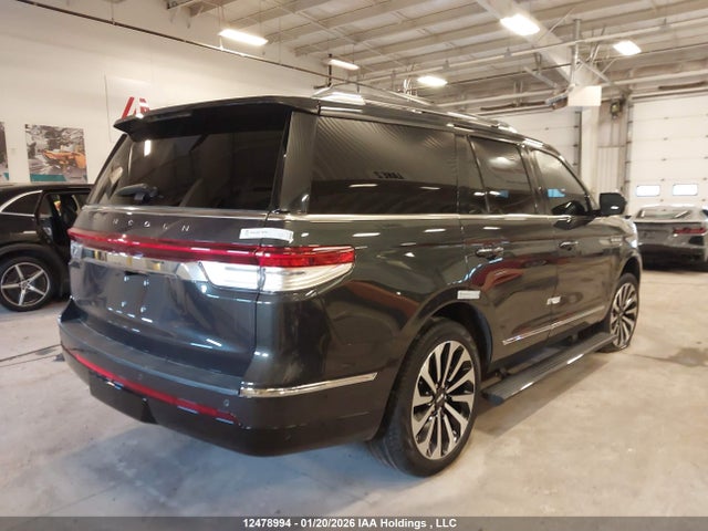 5LMJJ2LG2REL22041 Lincoln Navigator Reserve