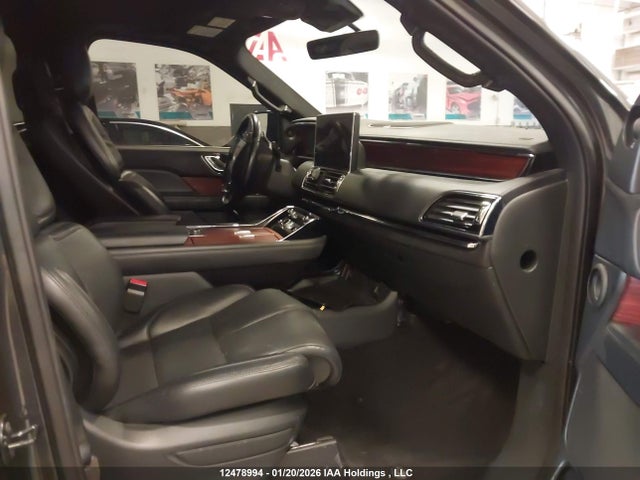 5LMJJ2LG2REL22041 Lincoln Navigator Reserve