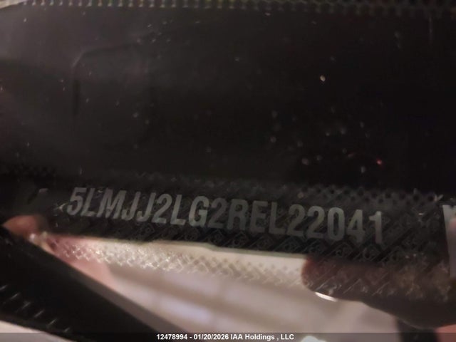 5LMJJ2LG2REL22041 Lincoln Navigator Reserve