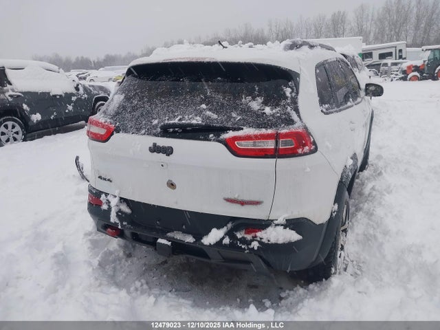 1C4PJMBS1FW571911 Jeep Cherokee Trailhawk