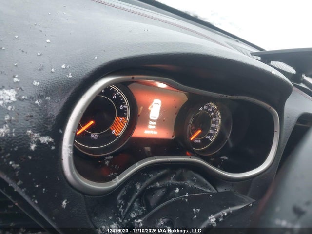1C4PJMBS1FW571911 Jeep Cherokee Trailhawk