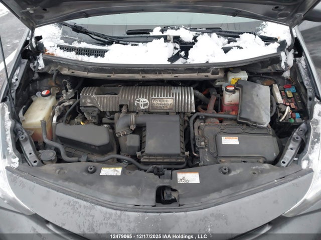 JTDZN3EUXGJ052536 Toyota PRIUS V