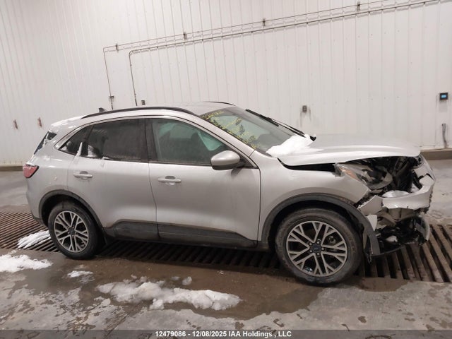 1FMCU9H63LUB26957 Ford ESCAPE SEL