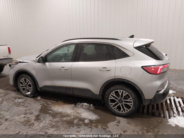 1FMCU9H63LUB26957 Ford ESCAPE SEL