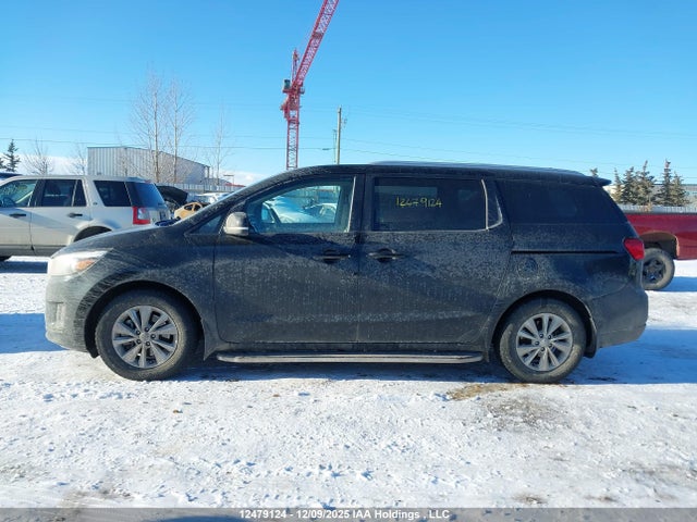 KNDMB5C17H6258781 KIA Sedona
