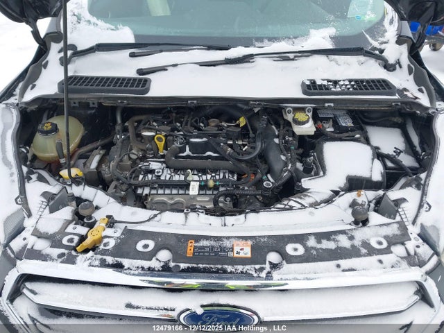 1FMCU9GD7KUB35899 Ford ESCAPE SE