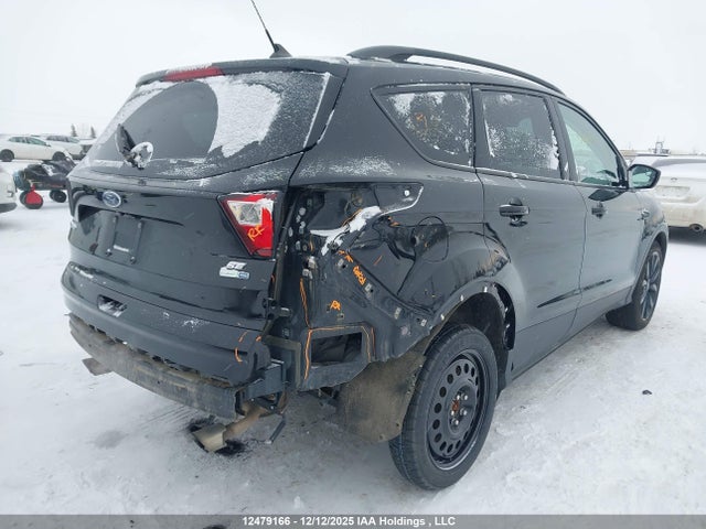 1FMCU9GD7KUB35899 Ford ESCAPE SE