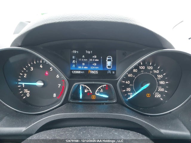1FMCU9GD7KUB35899 Ford ESCAPE SE