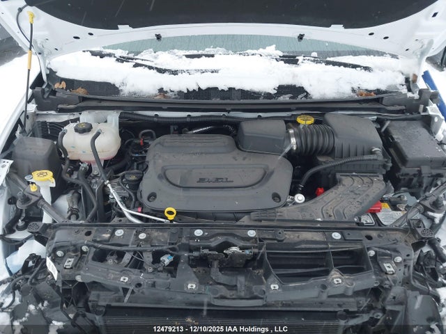 Chrysler Pacifica Limited 2025 2C4RC1GGXSR593415 Image 10