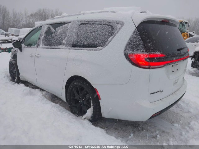 Chrysler Pacifica Limited 2025 2C4RC1GGXSR593415 Image 3