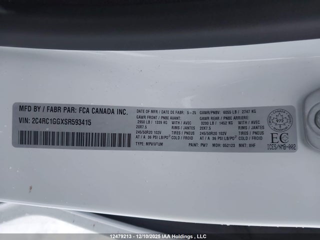 Chrysler Pacifica Limited 2025 2C4RC1GGXSR593415 Image 9