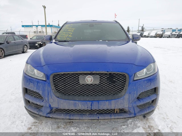 SADCJ2FX0KA361093 Jaguar F-pace Premium