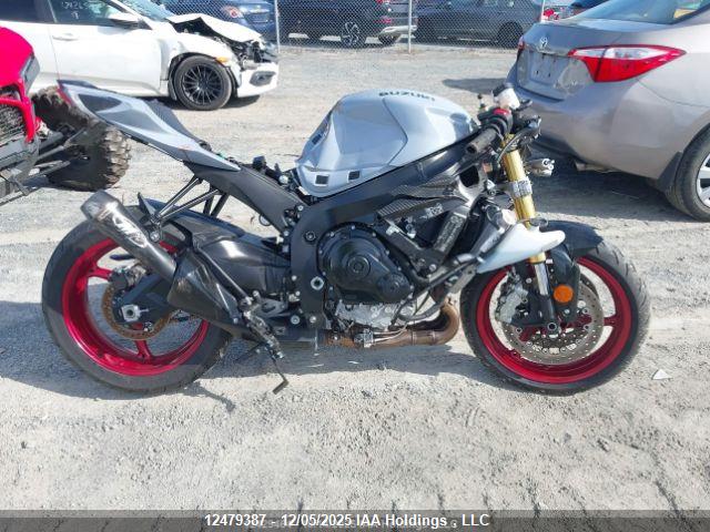 JS1GR7MA4P7101537 Suzuki GSX-R750