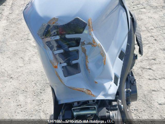 JS1GR7MA4P7101537 Suzuki GSX-R750