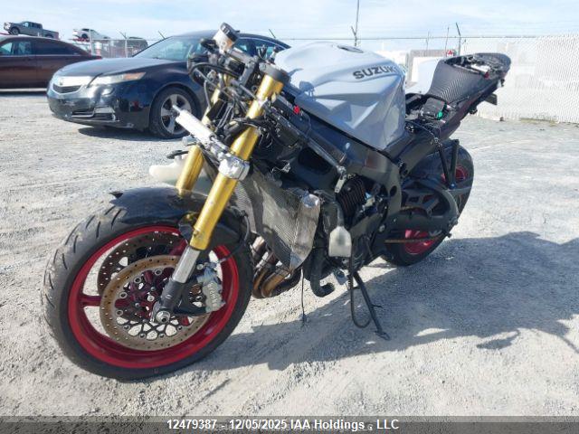 JS1GR7MA4P7101537 Suzuki GSX-R750