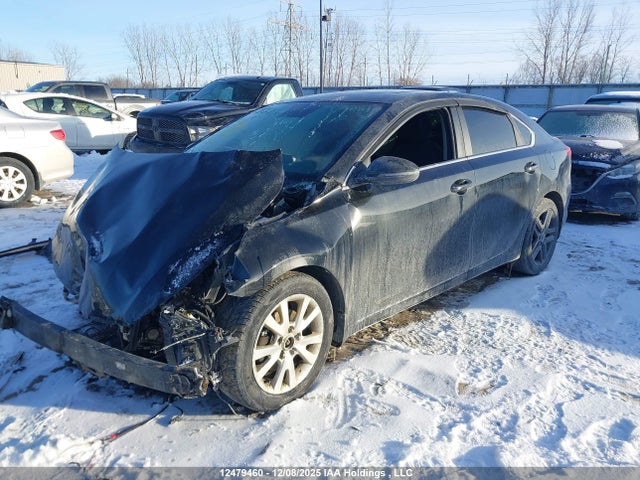 3KPF54AD9ME401077 KIA FORTE EX