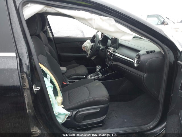 3KPF54AD9ME401077 KIA FORTE EX