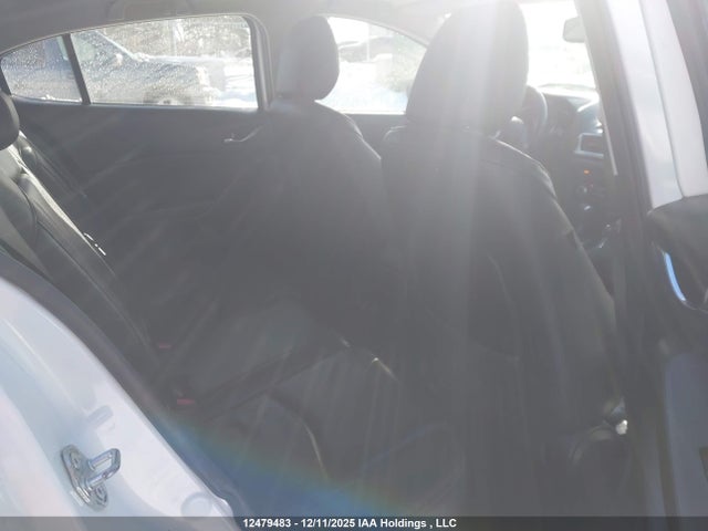 JM1BM1M32E1177559 Mazda 3 Grand Touring