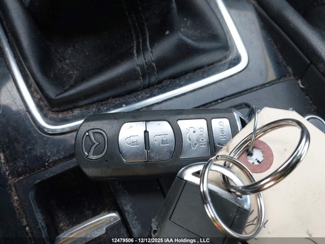 3MZBN1V72JM252687 Mazda 3 Gs