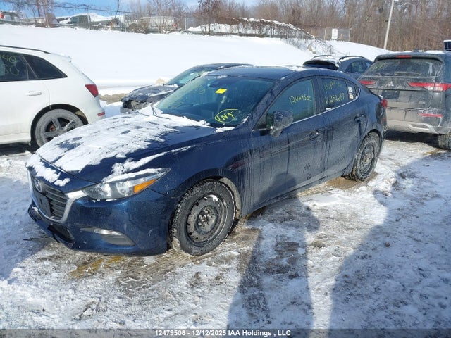 3MZBN1V72JM252687 Mazda 3 Gs