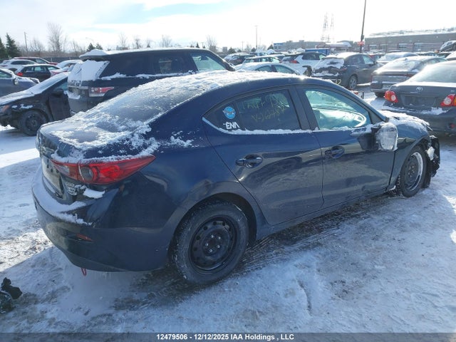 3MZBN1V72JM252687 Mazda 3 Gs