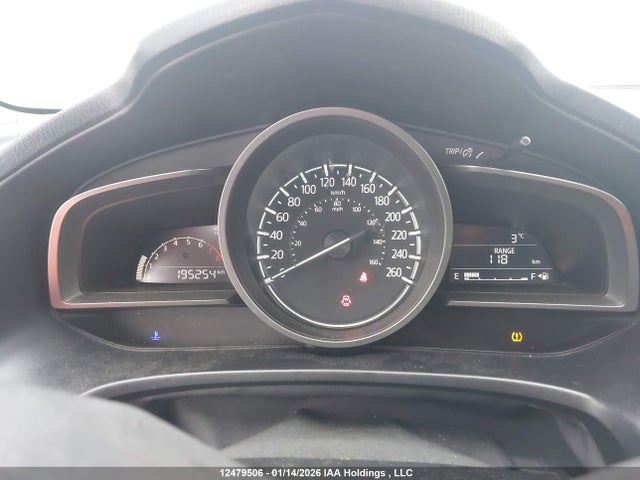 3MZBN1V72JM252687 Mazda 3 Gs