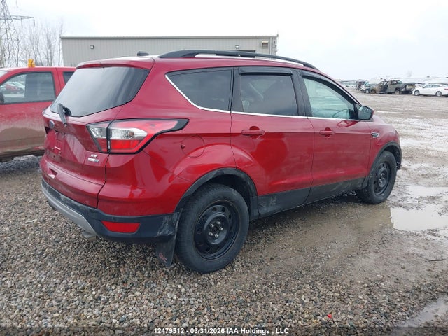 1FMCU9GDXHUE99906 Ford ESCAPE SE