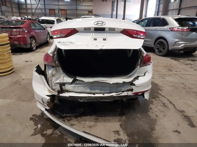 12479605 :رقم المزاد ، 5NPD74LF9HH082233 vin ، 2017 Hyundai Elantra Se مزاد بيع