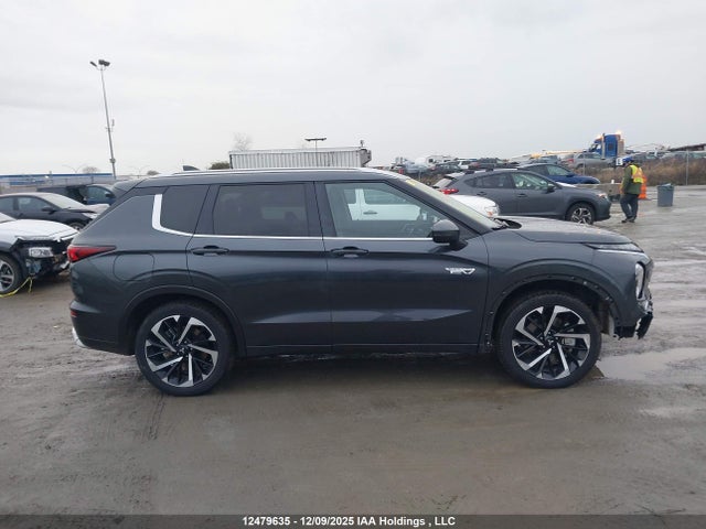 JA4T5WA92SZ626723 Mitsubishi Outlander Sel
