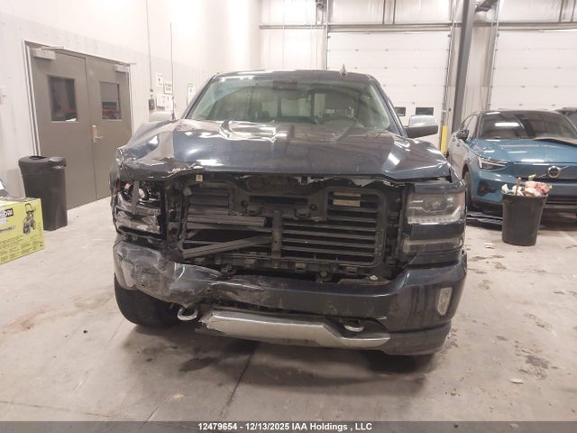 3GCUKSEJ4JG416607 Chevrolet Silverado 1500 1lz/2lz