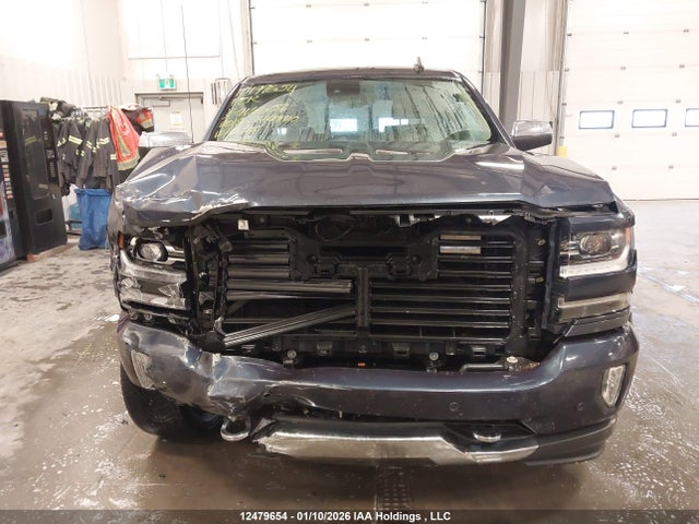 3GCUKSEJ4JG416607 Chevrolet Silverado 1500 1lz/2lz